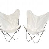 Pair of white leatherette butterfly chairs