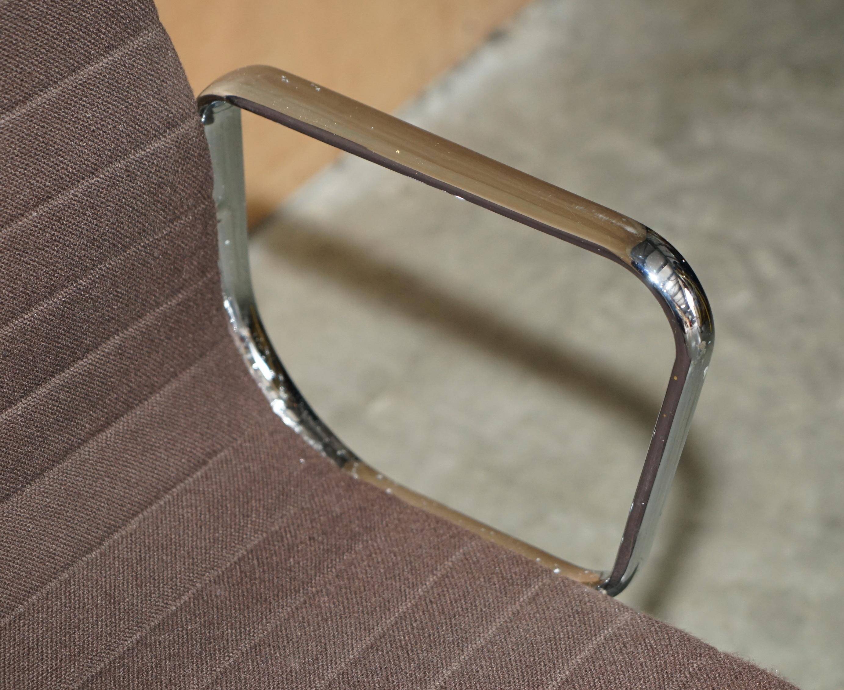 Vitra Eames Herman Miller EA 108 office chair 1989