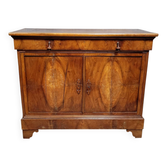 Buffet époque Louis Philippe en noyer vers 1830