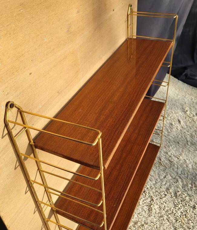 Tomado style string gold metal shelves