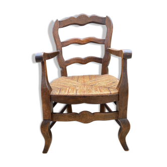 Children's chair in solid wood