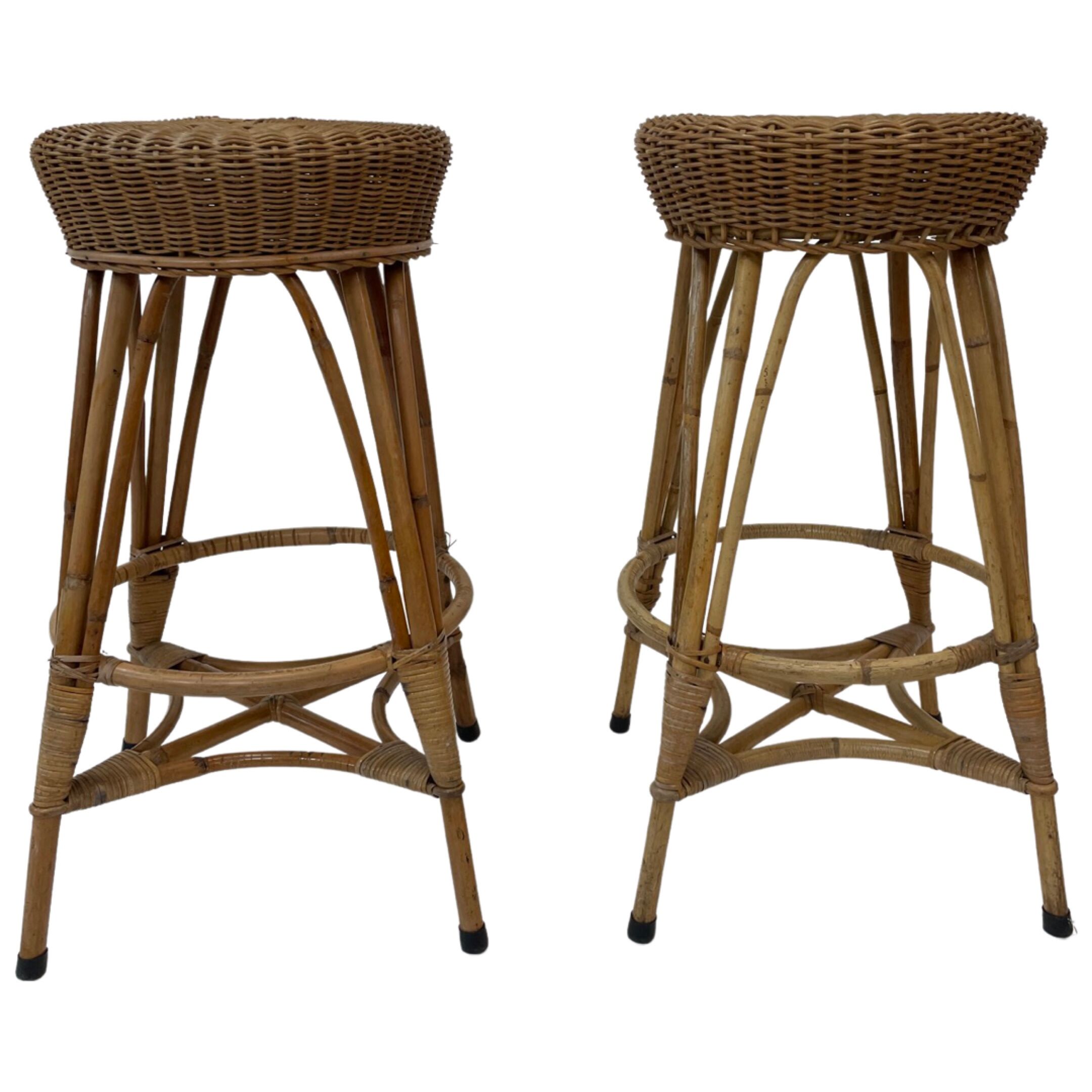 Tabouret vintage en rotin des années 60