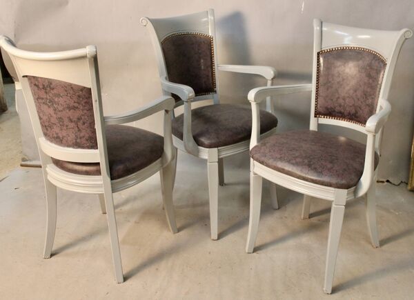 Suite de 3 fauteuils et 2 chaises de restaurant