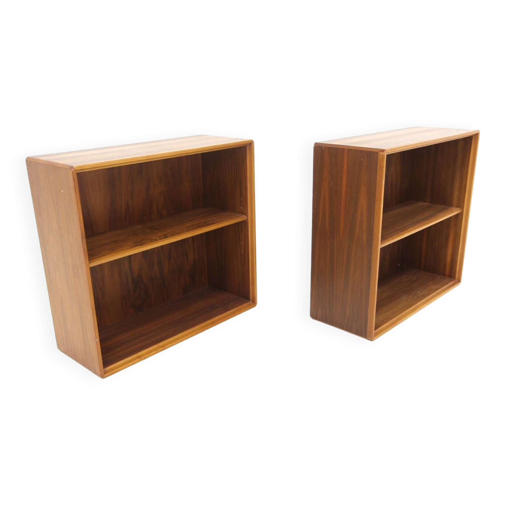 Set of 2 "Facett" walnut bedside tables, Bertil Fridhagen, Bodafors, Sweden, 1960
