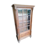Henri 2 style display cabinet with shelves.