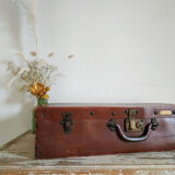 Old case The favorite metal handle