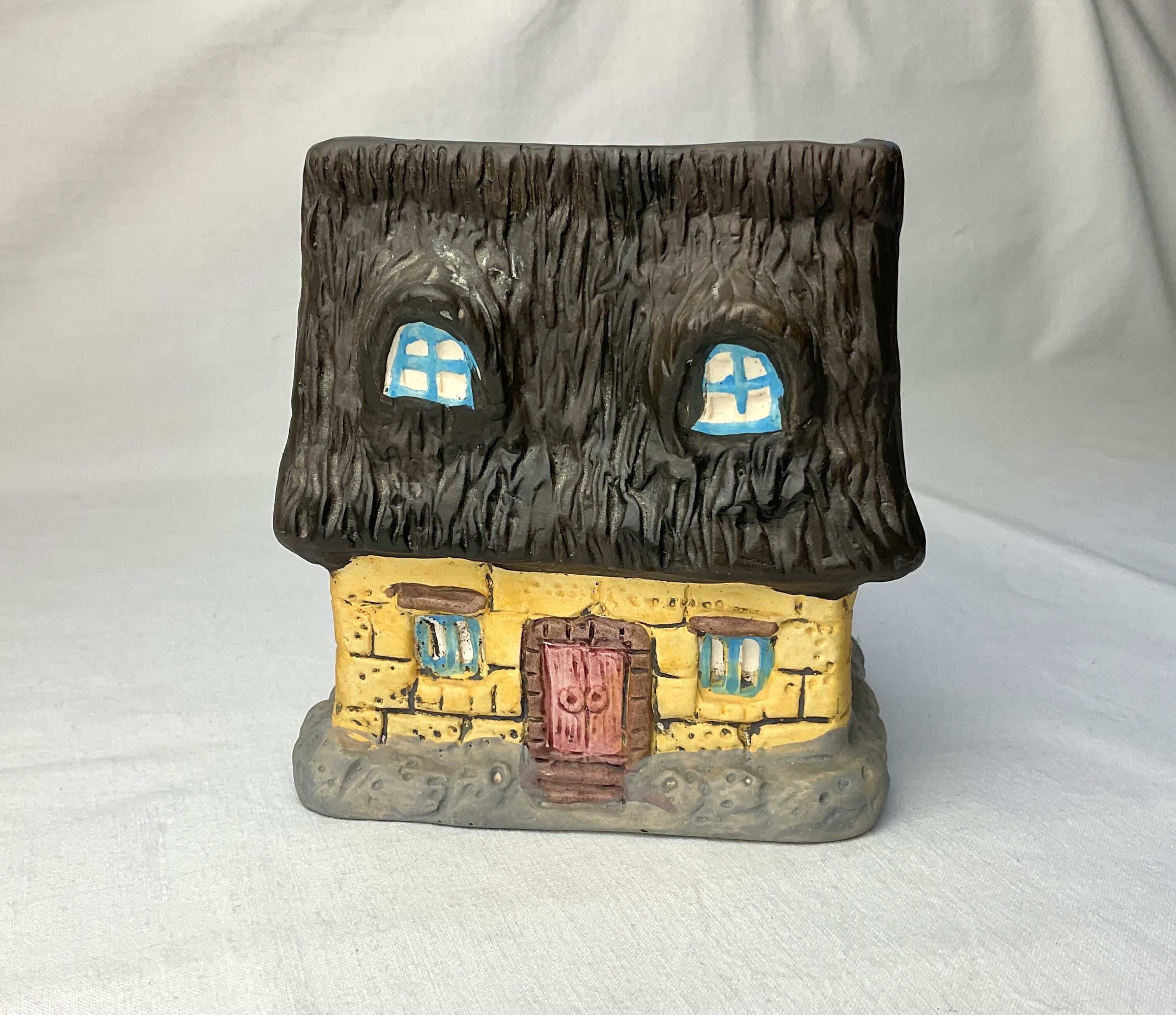 Homemade ceramic pot cover