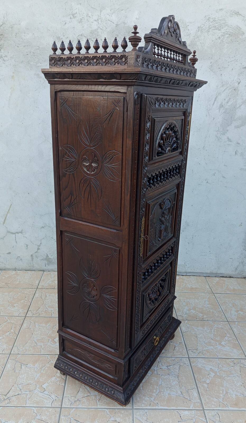 Breton style bonnetière wardrobe in natural wood