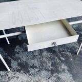 Bureau en métal