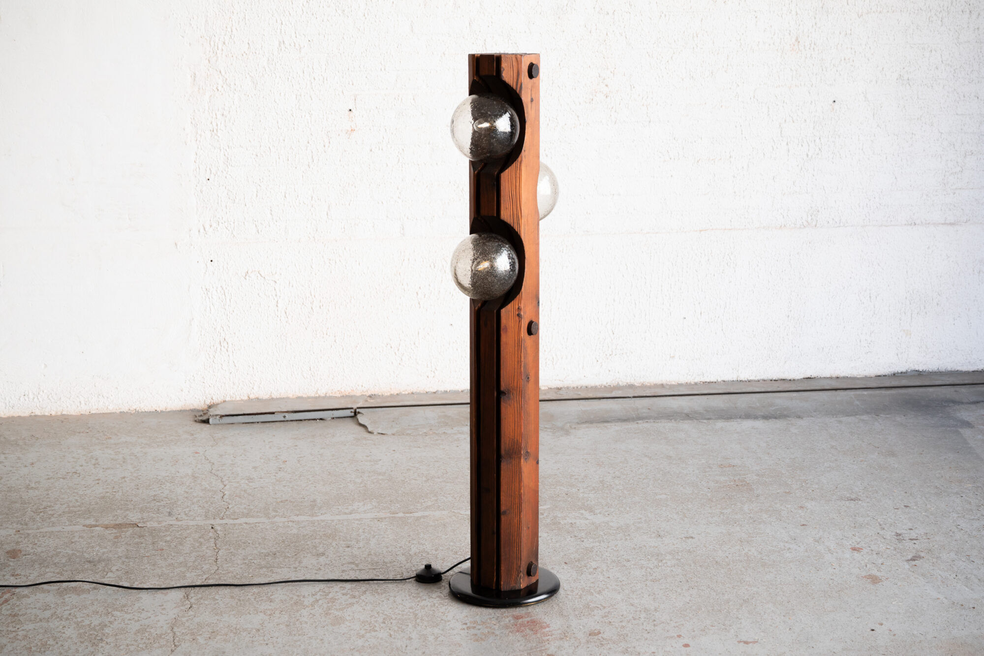 Brutalist floor lamp by Temde Leuchten