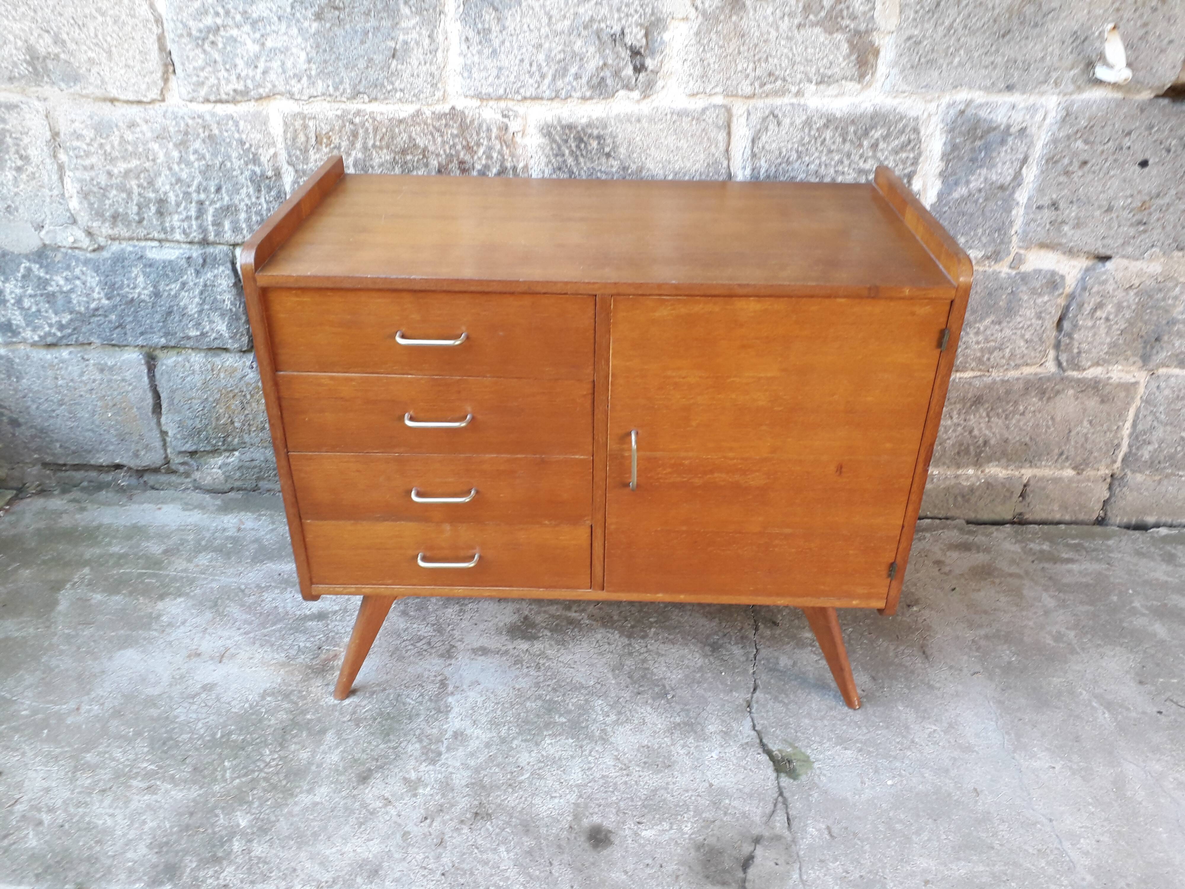 Vintage dresser compass feet