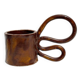 Tasse courbée en pain d’épice