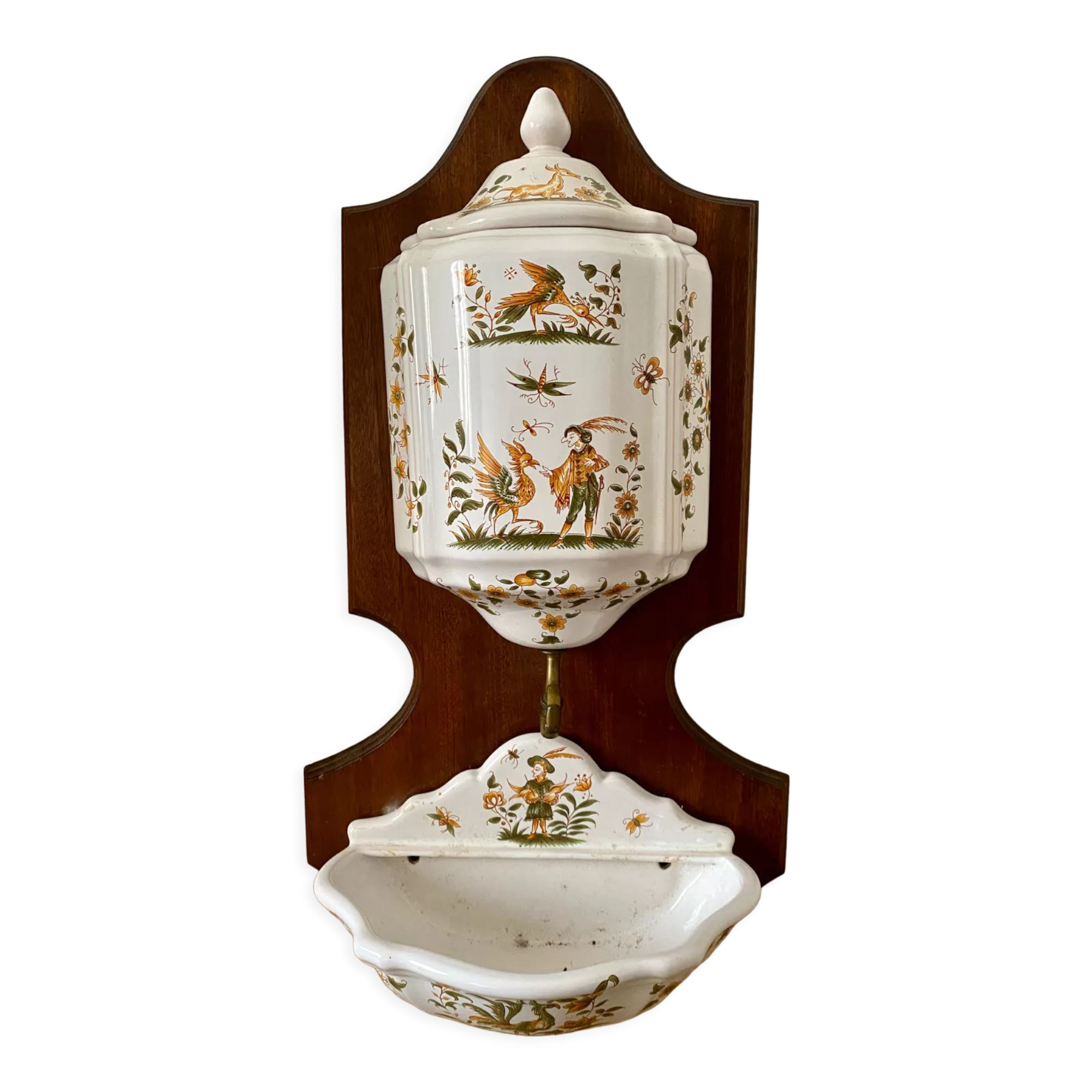 Earthenware wall fountain from Moustiers