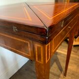 Handkerchief game table