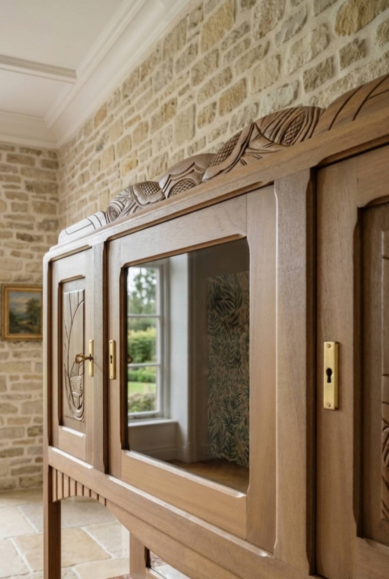Buffet art déco en noyer massif