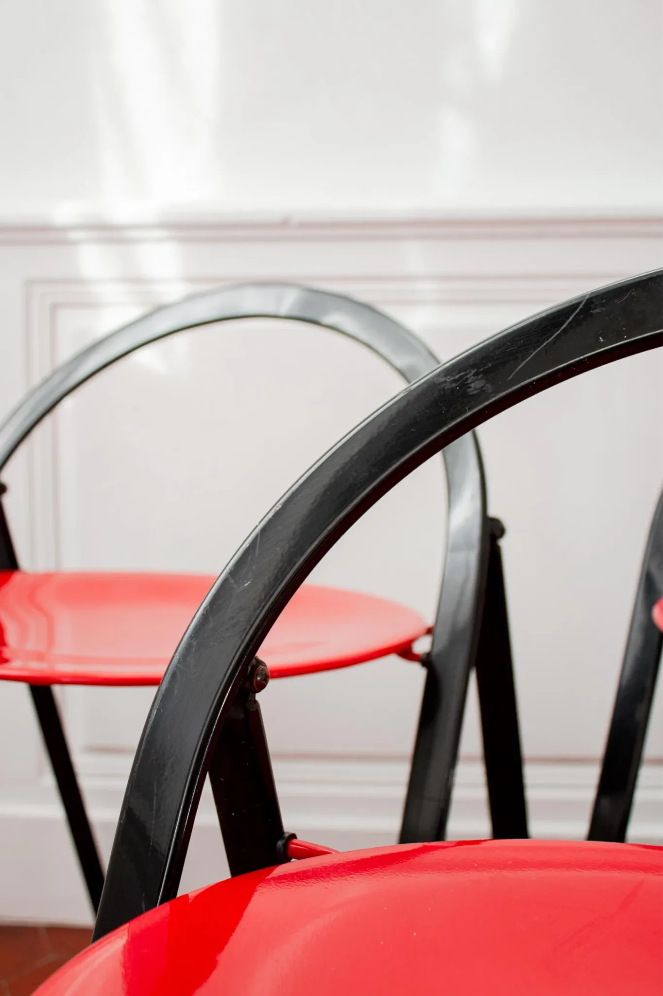 Vintage Clio chairs by Giorgio Cattelan for Cidue, black metal and wood.