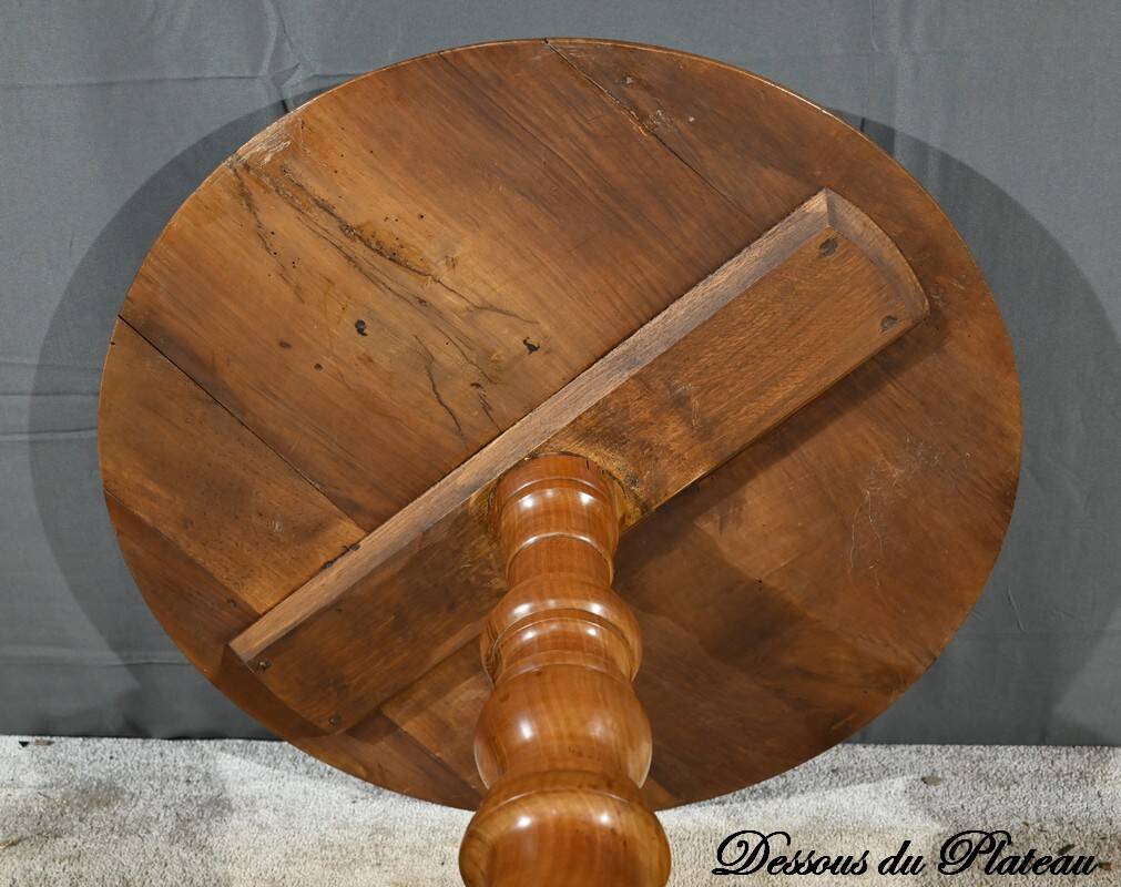 Guéridon en noyer, époque Louis Philippe, 2ème partie du XIXème s.