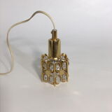 Deux suspensions en laiton doré et cristal, de Palwa, design 1960