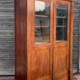 Library in mahogany period directory