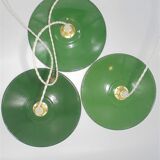 Trio of suspensions in enamelled sheet metal