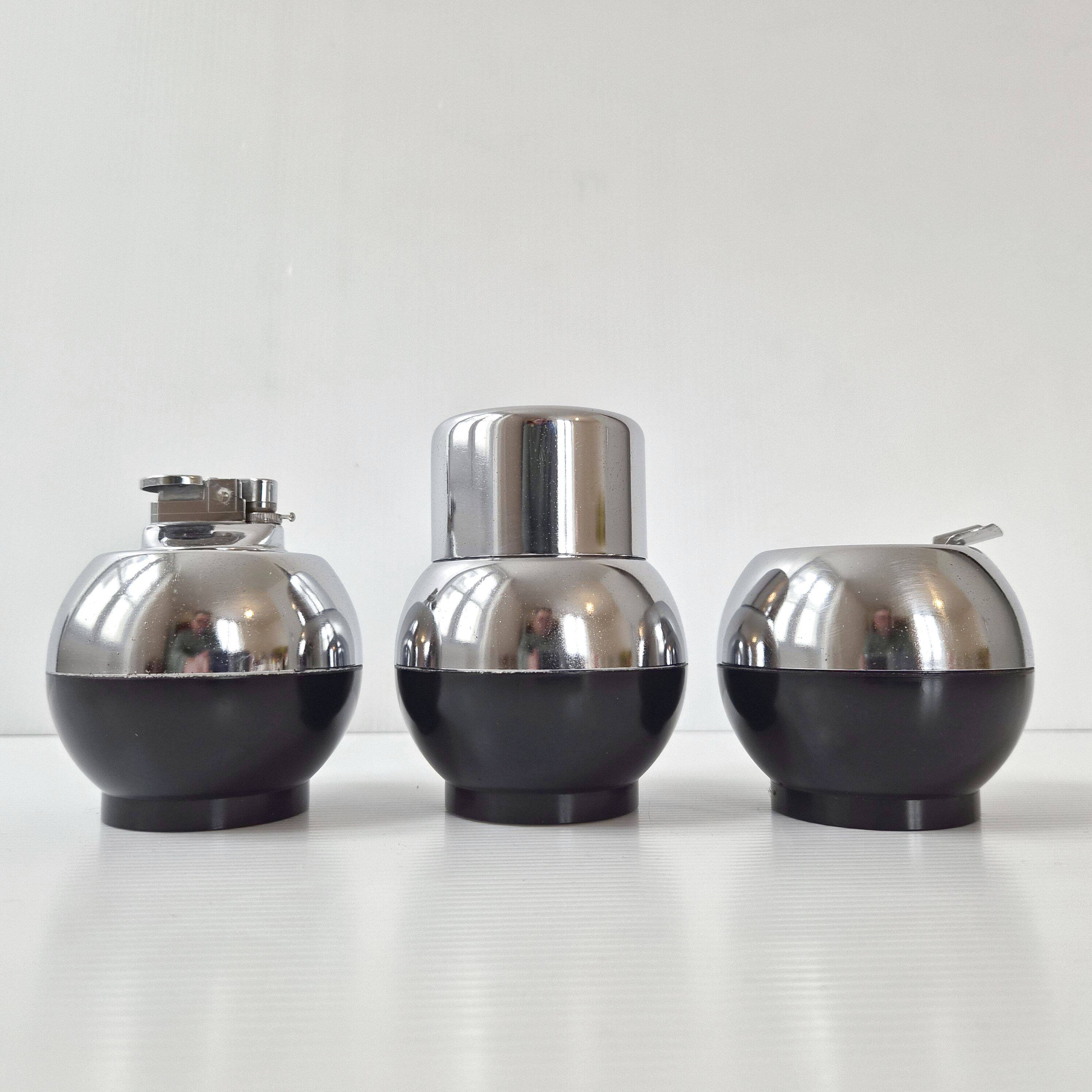 1960 vintage smoking set