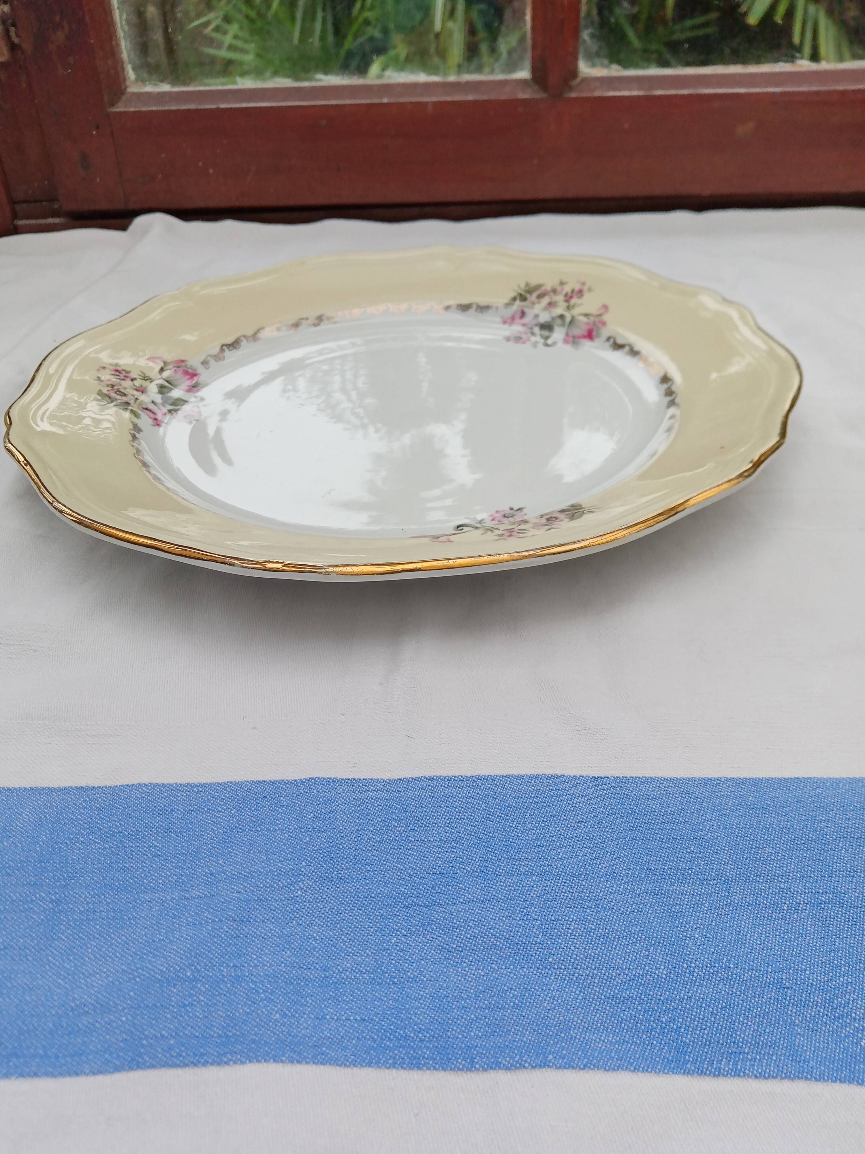 Set of 3 dishes and sauce boat L'Amandinoise