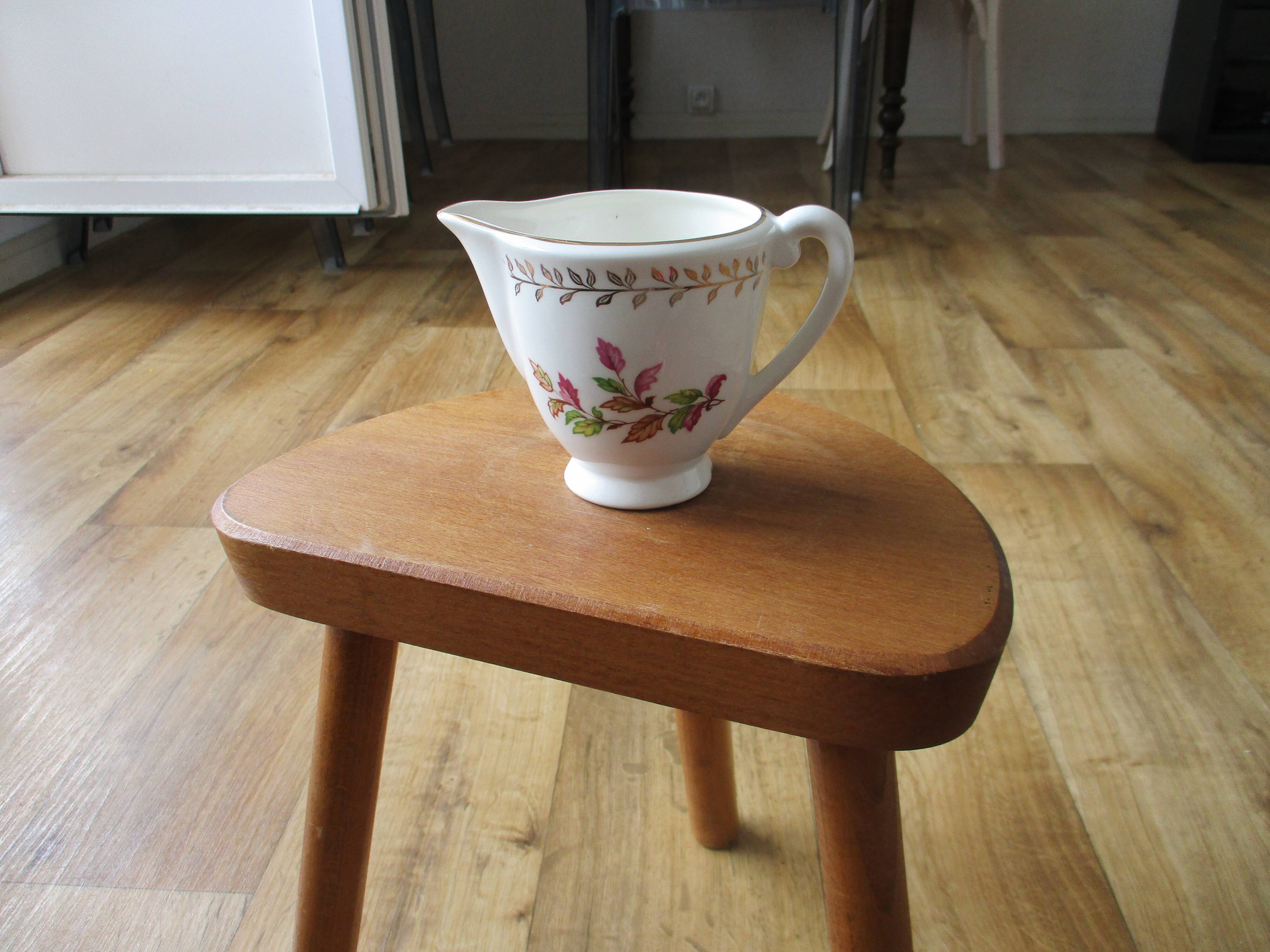 New milk jug Faience from Gien model Underwood