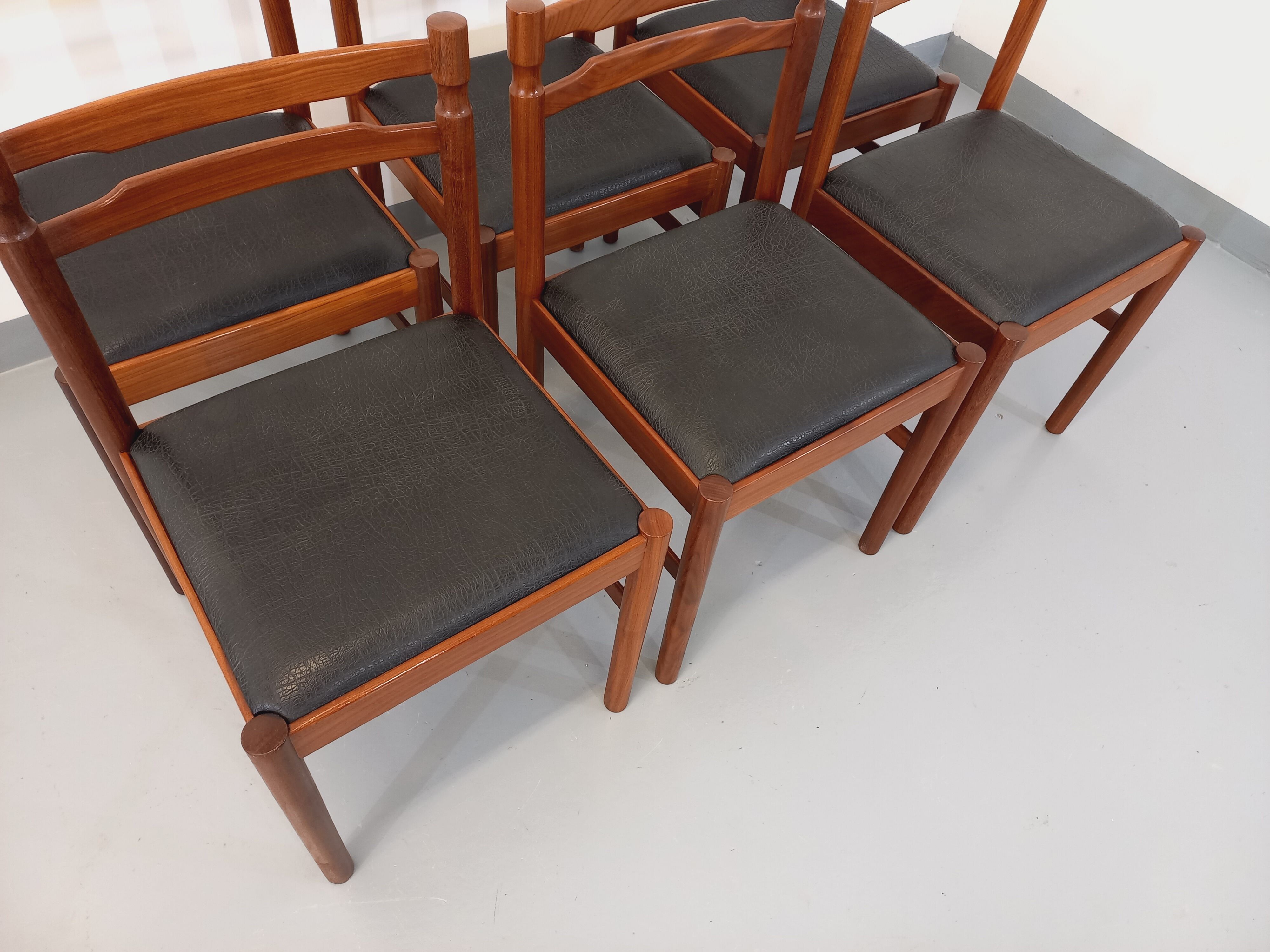 Suite of 6 vintage Scandinavian teak and skai chairs from the 60s