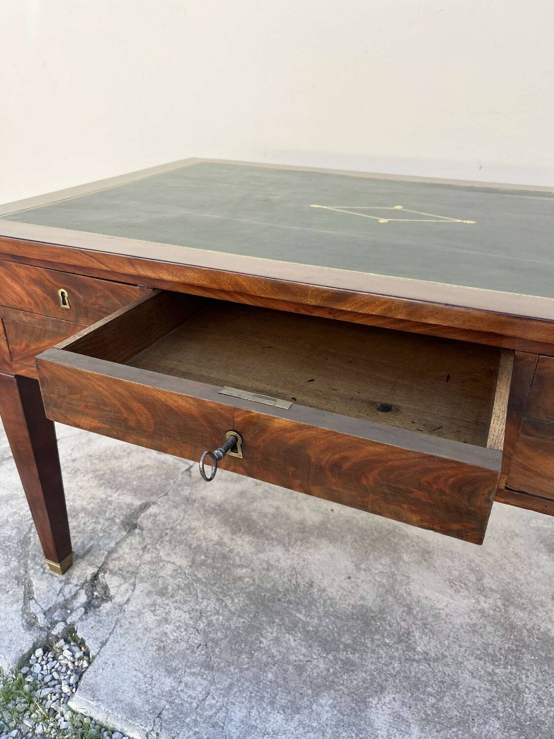 Empire style desk in solid mahogany, 19th century