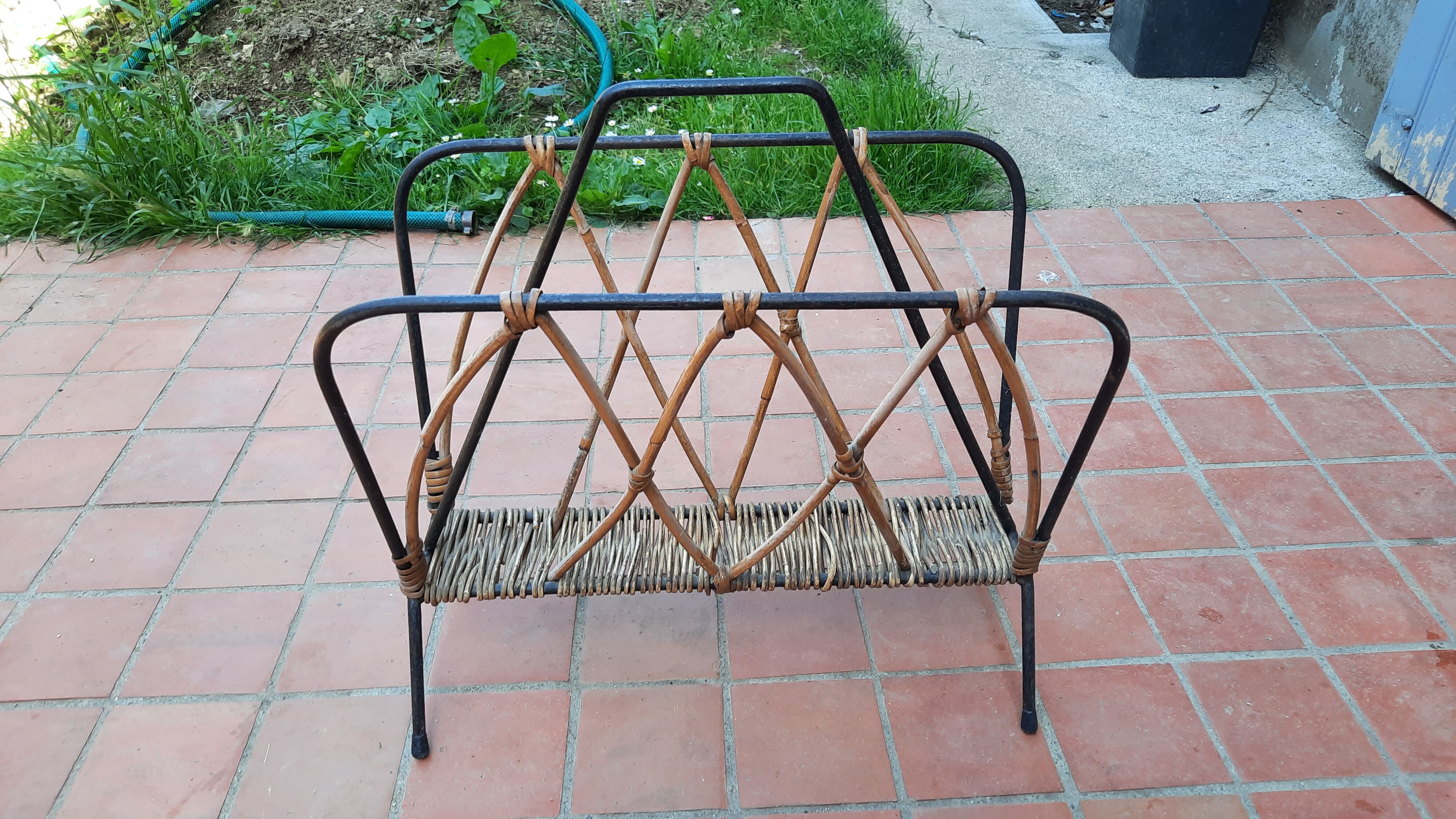 Metal and wicker magazine door