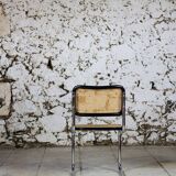 Black b32 chair by Marcel Breuer
