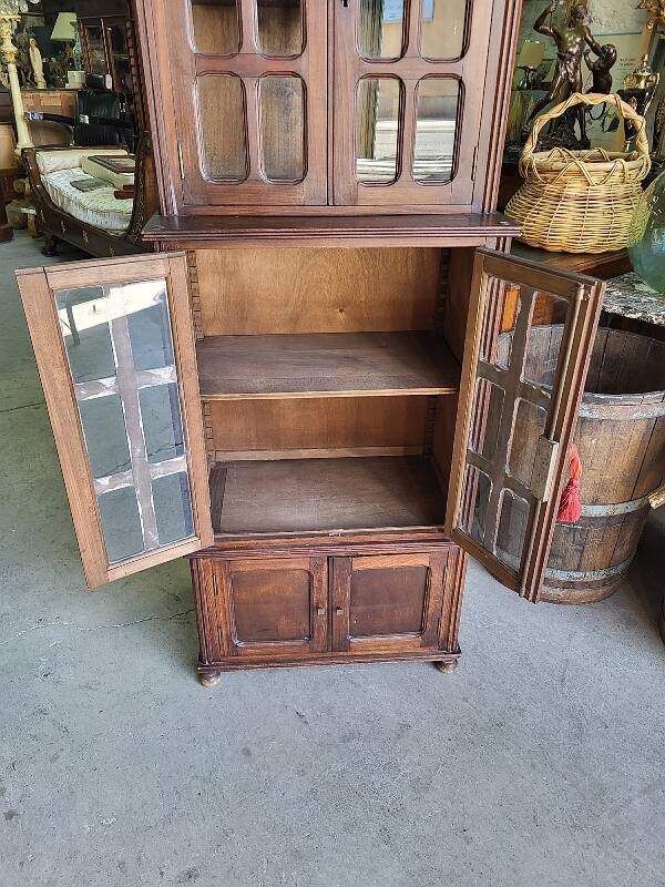 Wooden glass cabinet with 6 glass doors