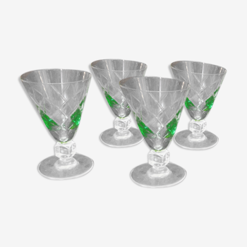 4 green wine glasses