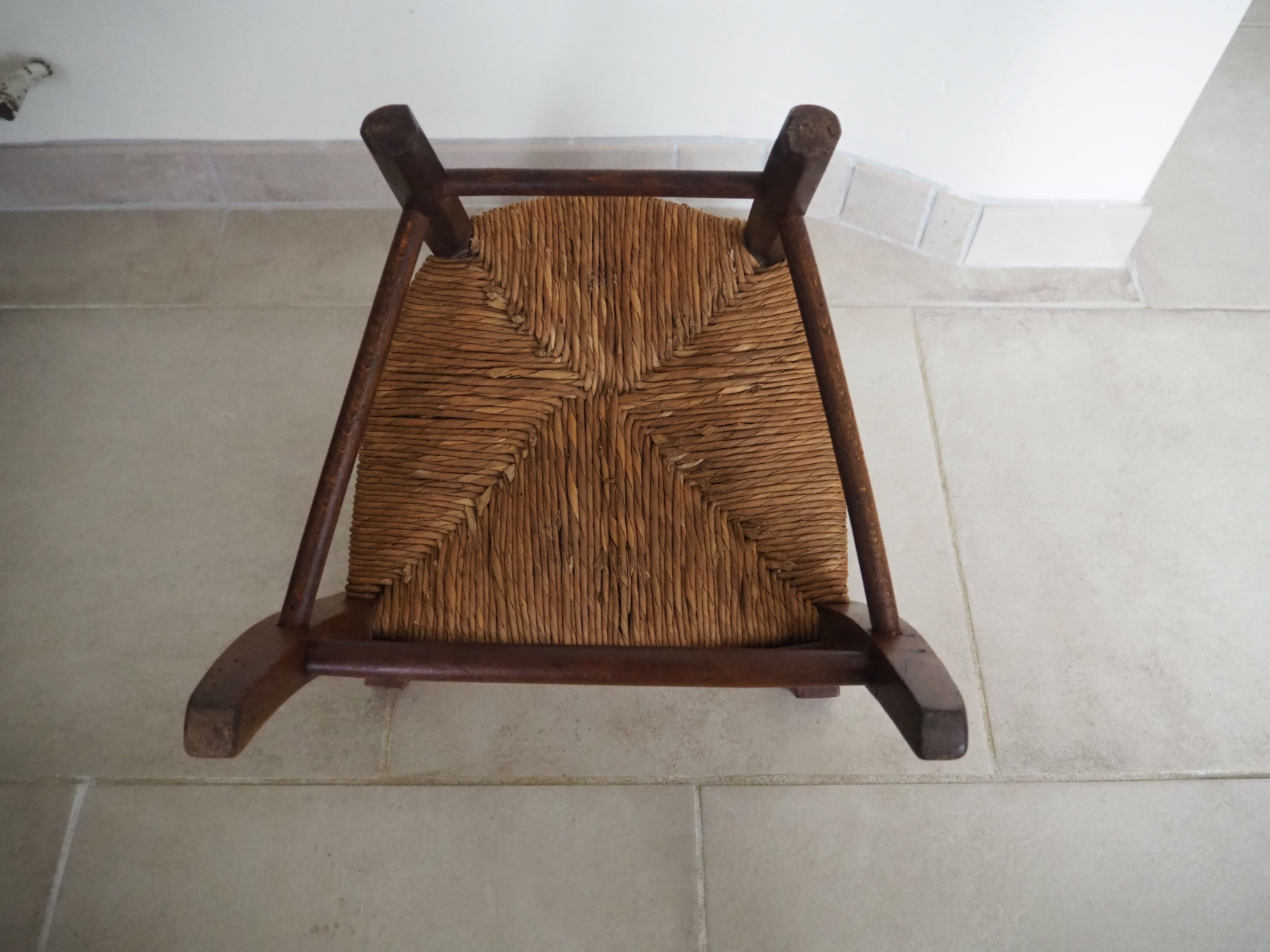 Ancien fauteuil de coiffeur pour enfant