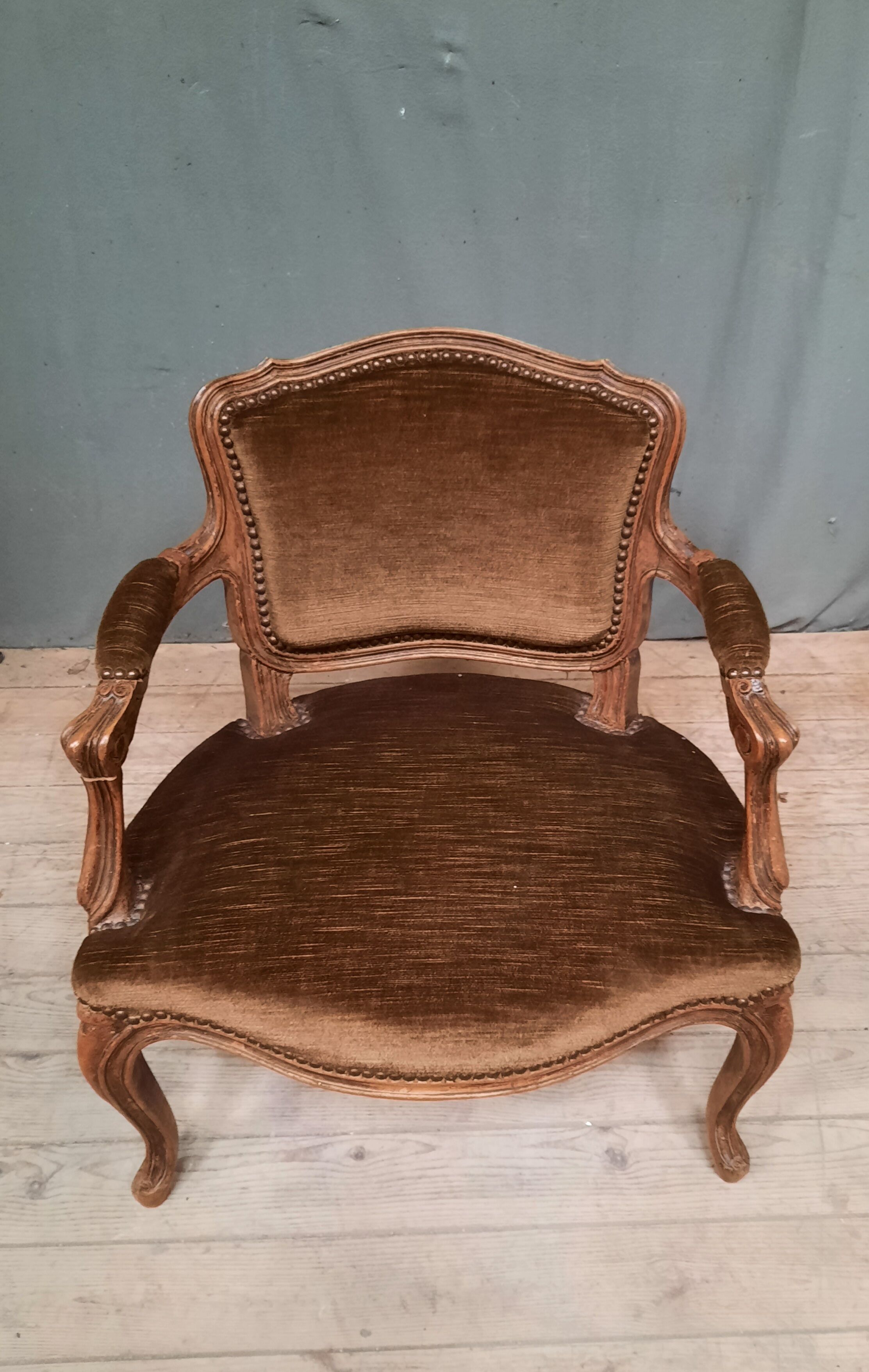 Louis XV style convertible armchair