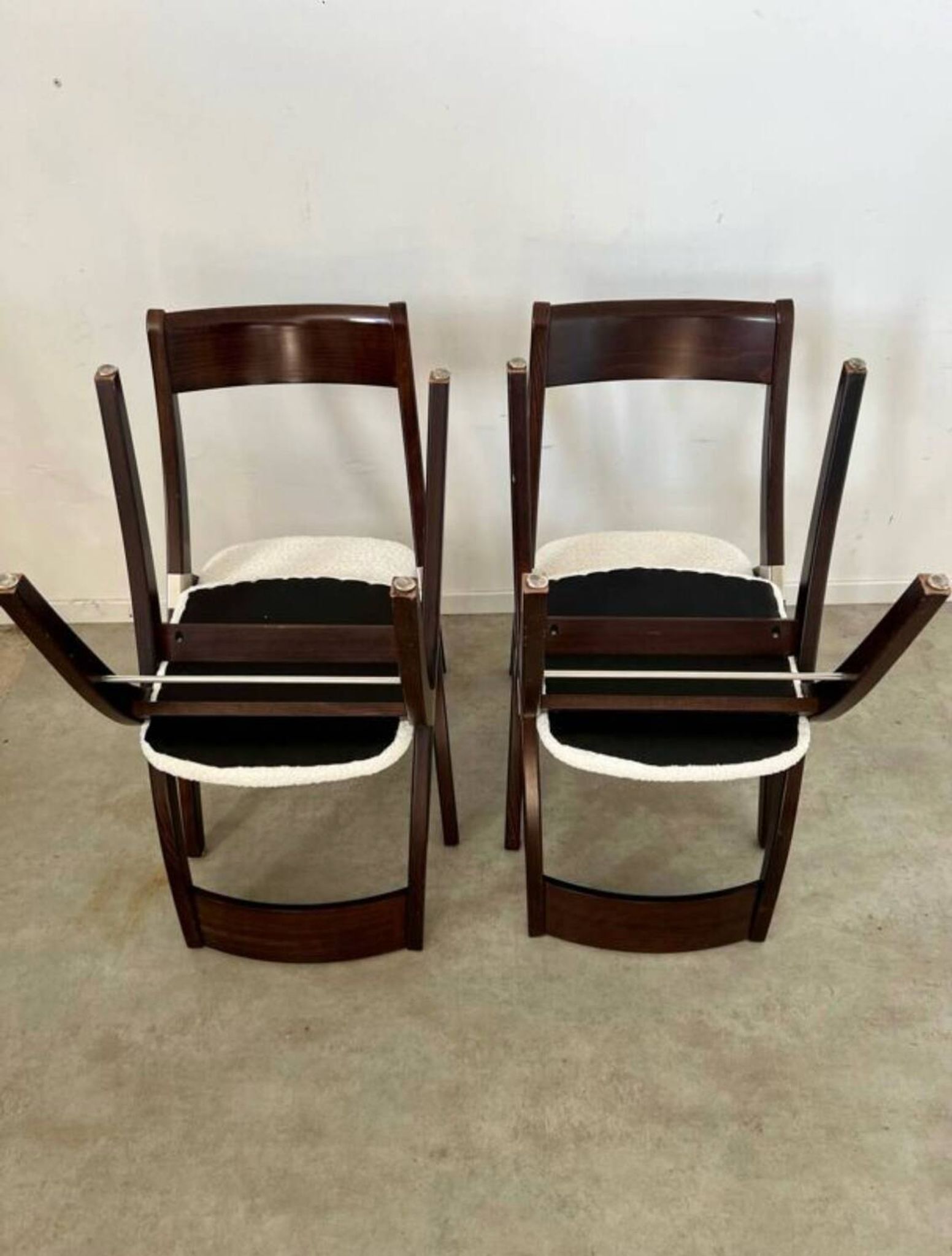 Set of 4 vintage 70s Italian design wooden and terry chairs