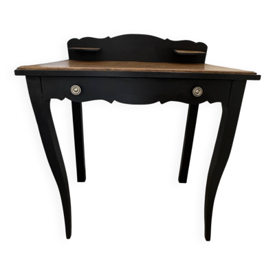 Bureau, table de toilette