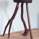 Tabouret tripode art populaire cep de vigne