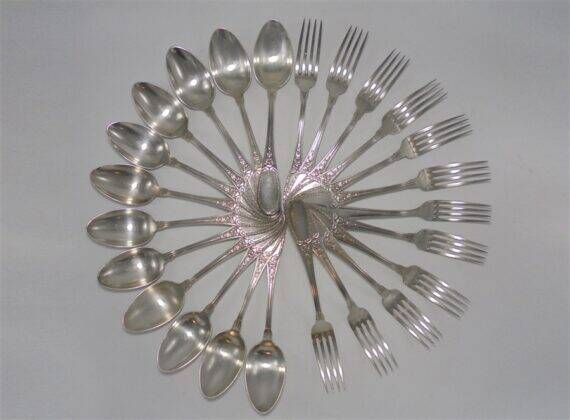 Set of 24 cutlery.