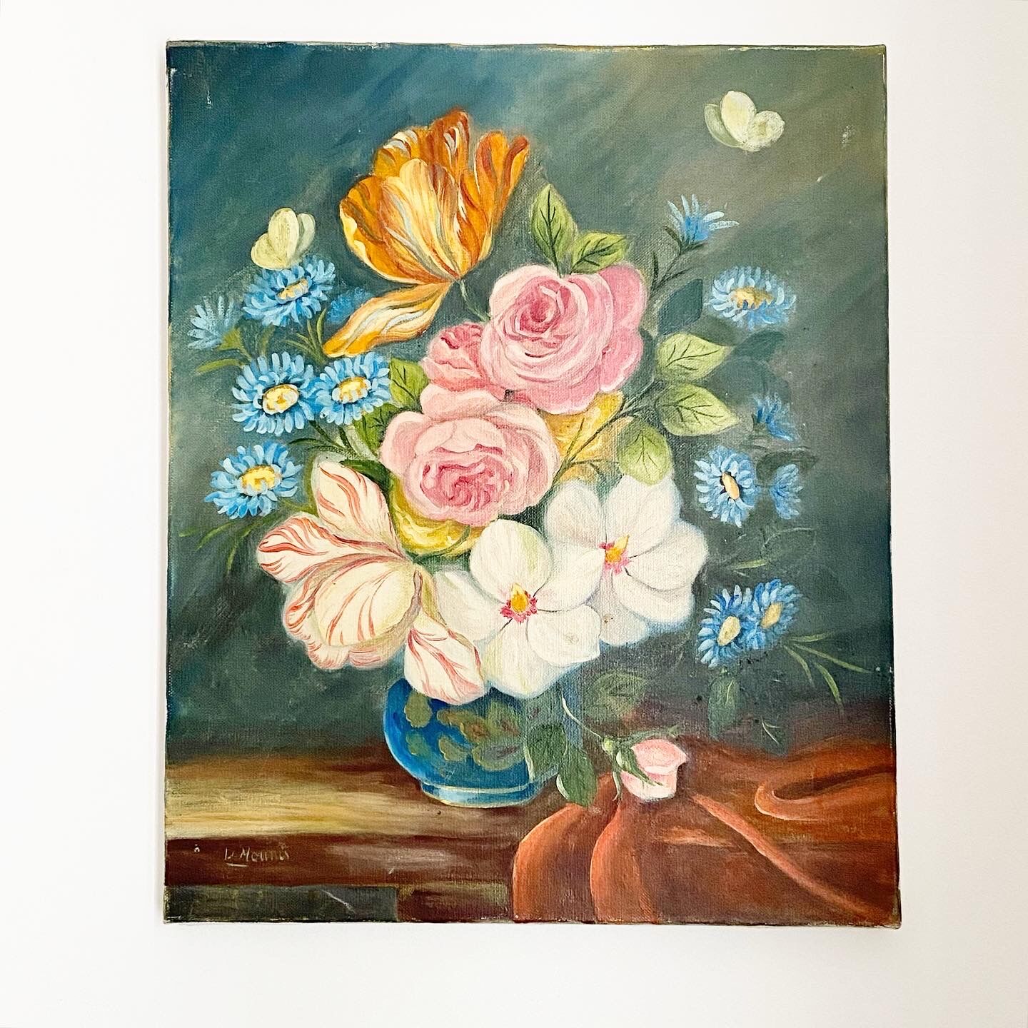 Painting bouquet of flowers