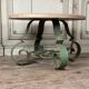 Table basse en fer forgé et marbre beige vers 1930