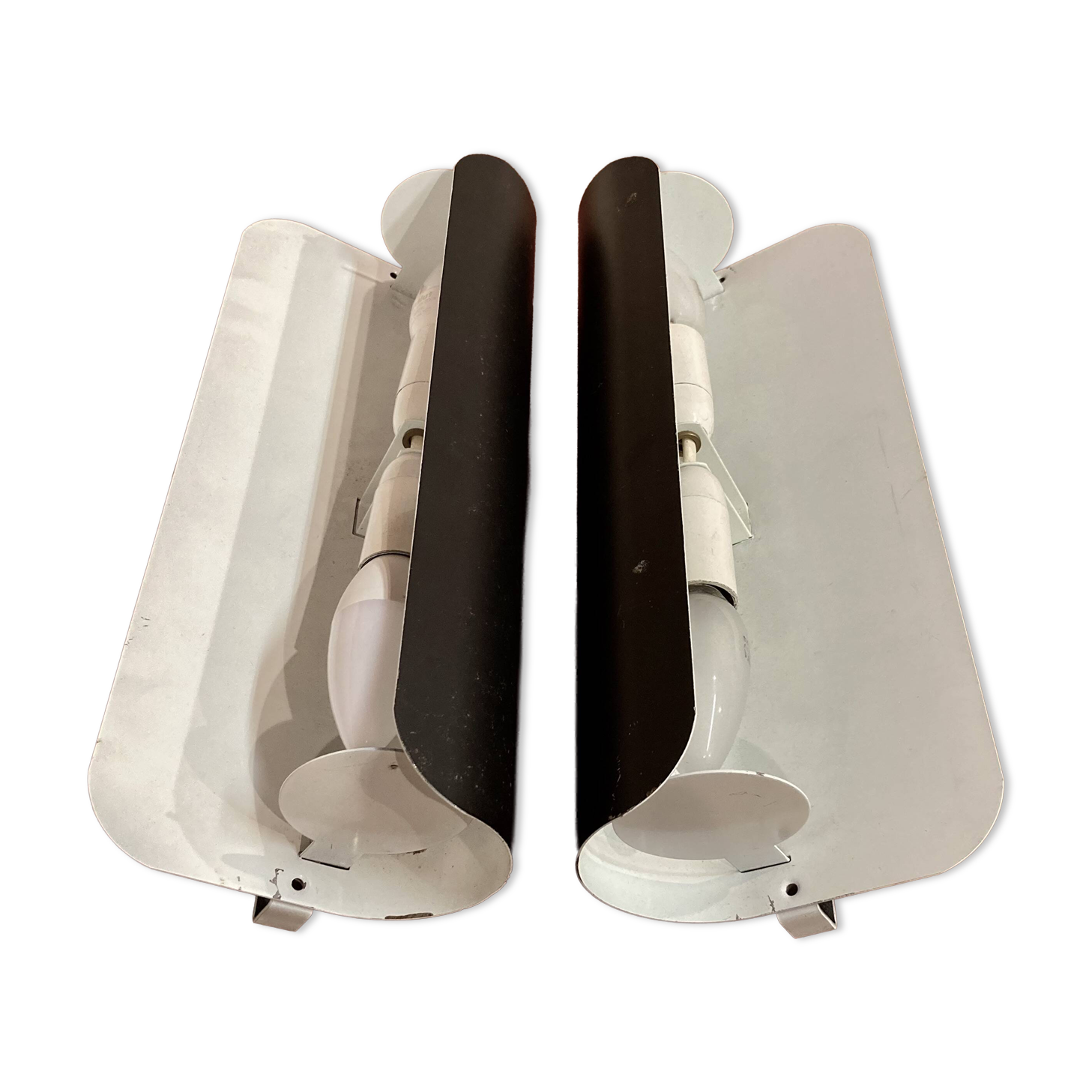 PAIR OF LARGE SCANDINAVIAN DESIGN WALL LIGHTS.