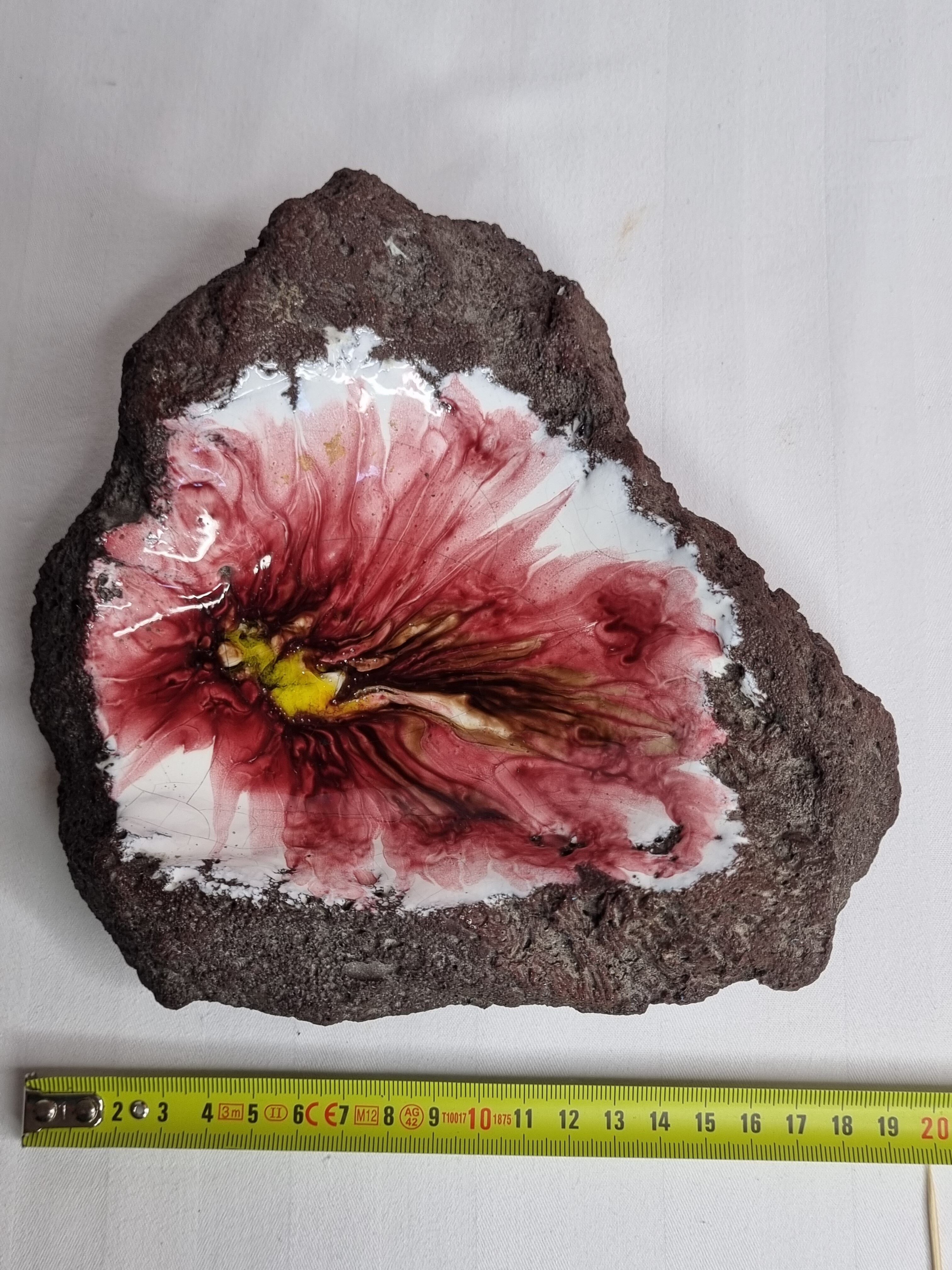 Empty pocket in vintage enamelled lava stone, 20 cm