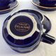 Lot de 3 tasses, soucoupes et d'un pot à lait bleues marine en porcelaine Delaunay