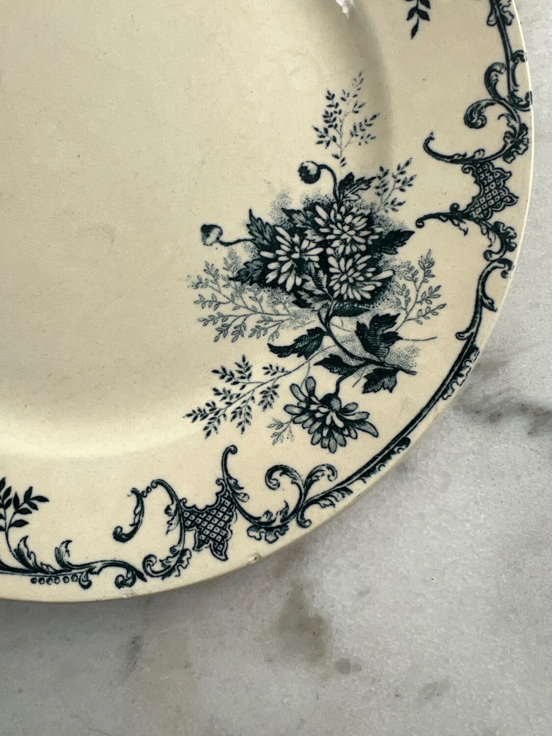 Plate E Bourgeois Paris