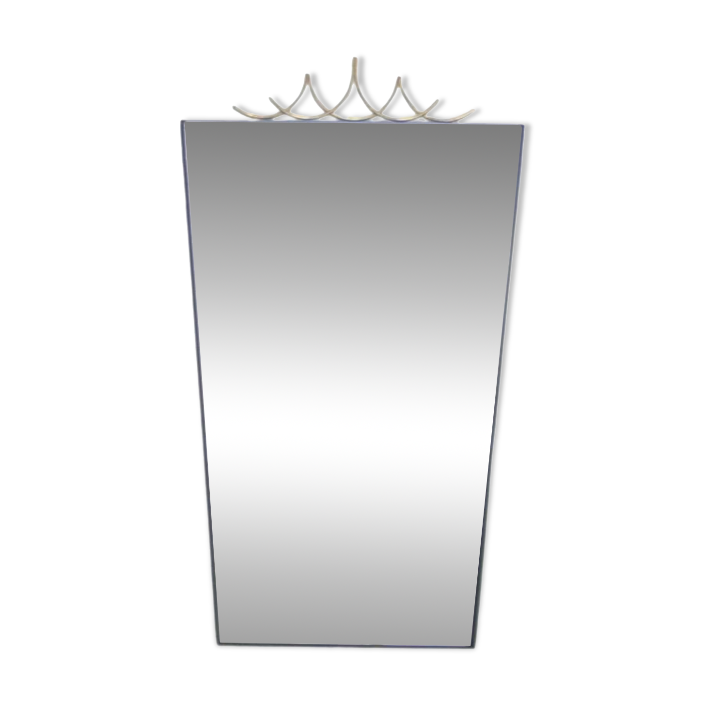 Vintage tapered mirror crown