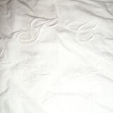 Drap ancien en lin ou métis à 2 rangées de jours avec retours