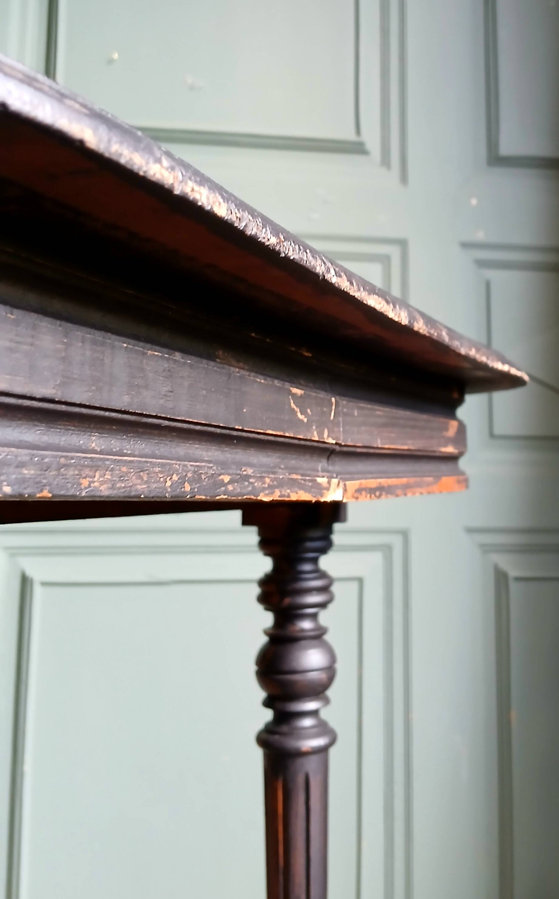Table de milieu, bureau Napoléon III en bois massif 19ème siècle