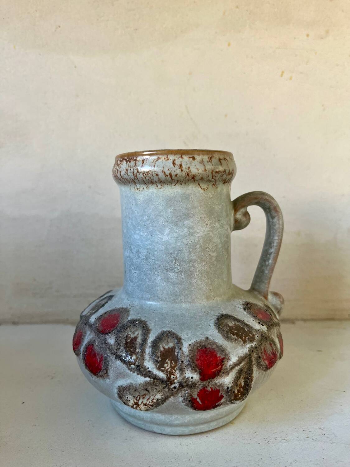Strehla fat lava pitcher vase