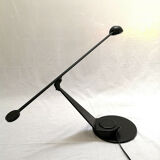 Fase lamp with mobile arms